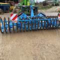 LEMKEN 4 metre front press