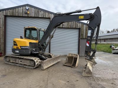 2015 Volvo ECR 88D