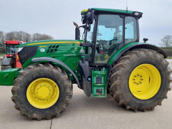 John Deere 6145r