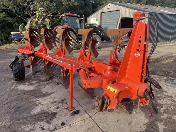 KUHN Multimaster 123