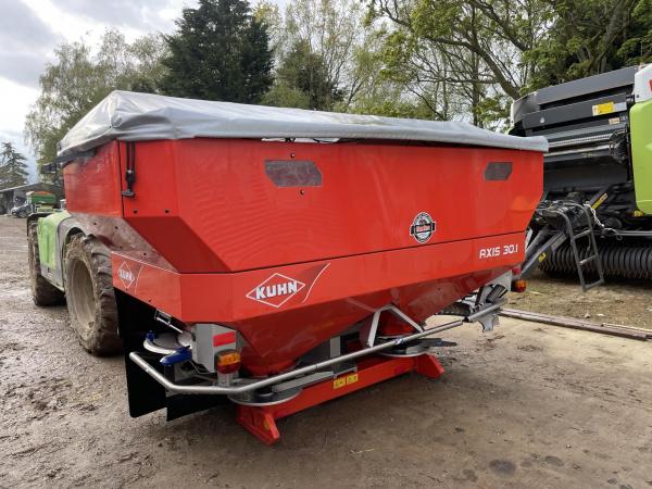 Kuhn Axis 30.1