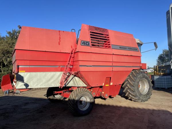 Massey Ferguson 40 RS